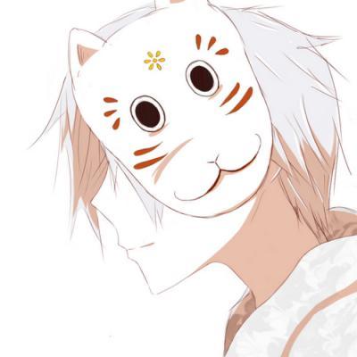 狗狗发现离世小猫 刨坑用泥土送别